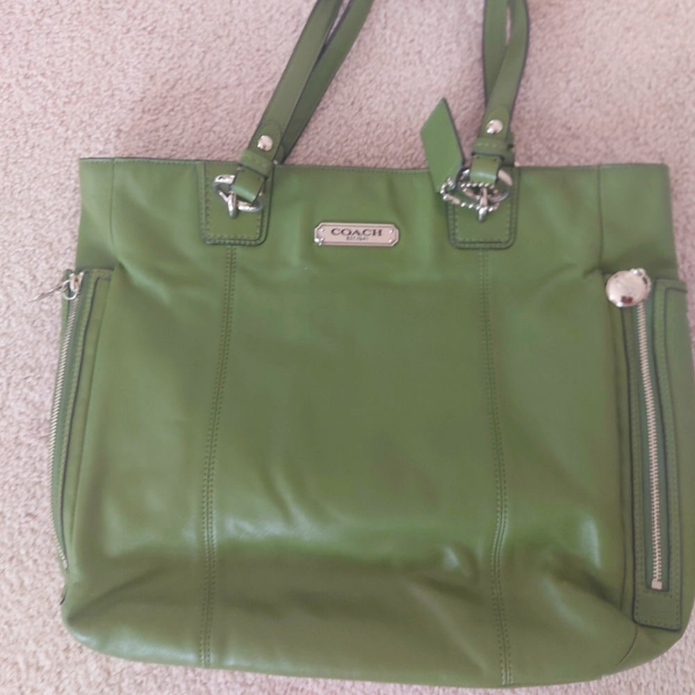 Vintage Coach 1941 Green Leather Shoulder Bag